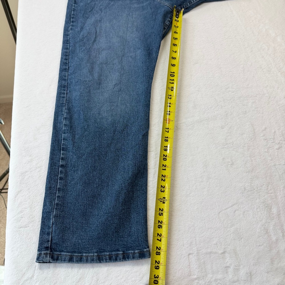 Wrangler‎ Authentics Straight Leg Mens Jeans 38x29 Blue Good Classic Denim - Picture 11 of 13